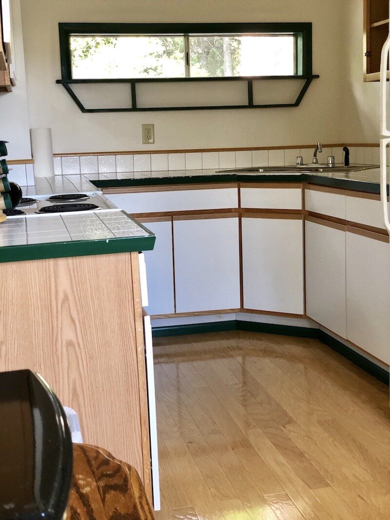 Middle Cabin Interior